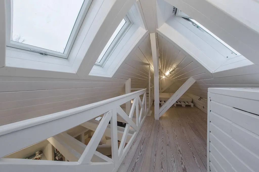 3 City Apartments - Emily Sopot